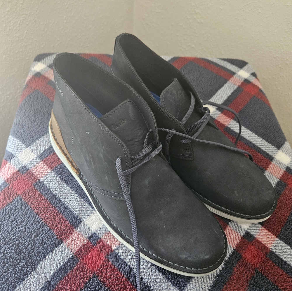 Men's Clark's Blue ankle boot/shoe